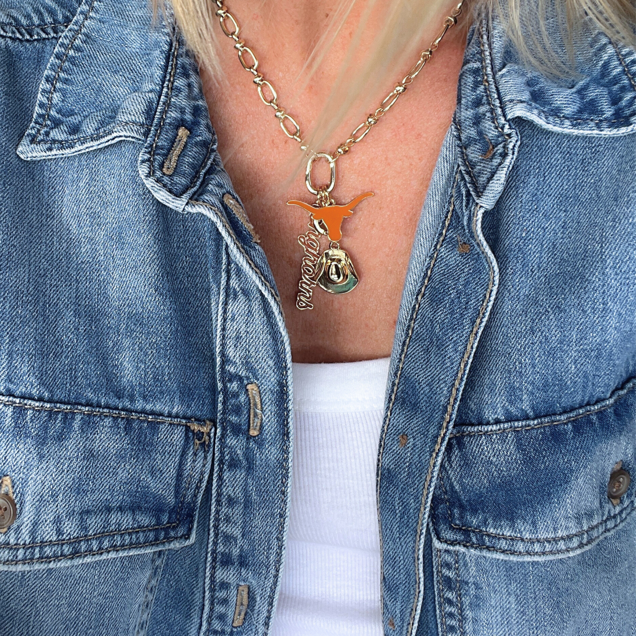 Charm Bar