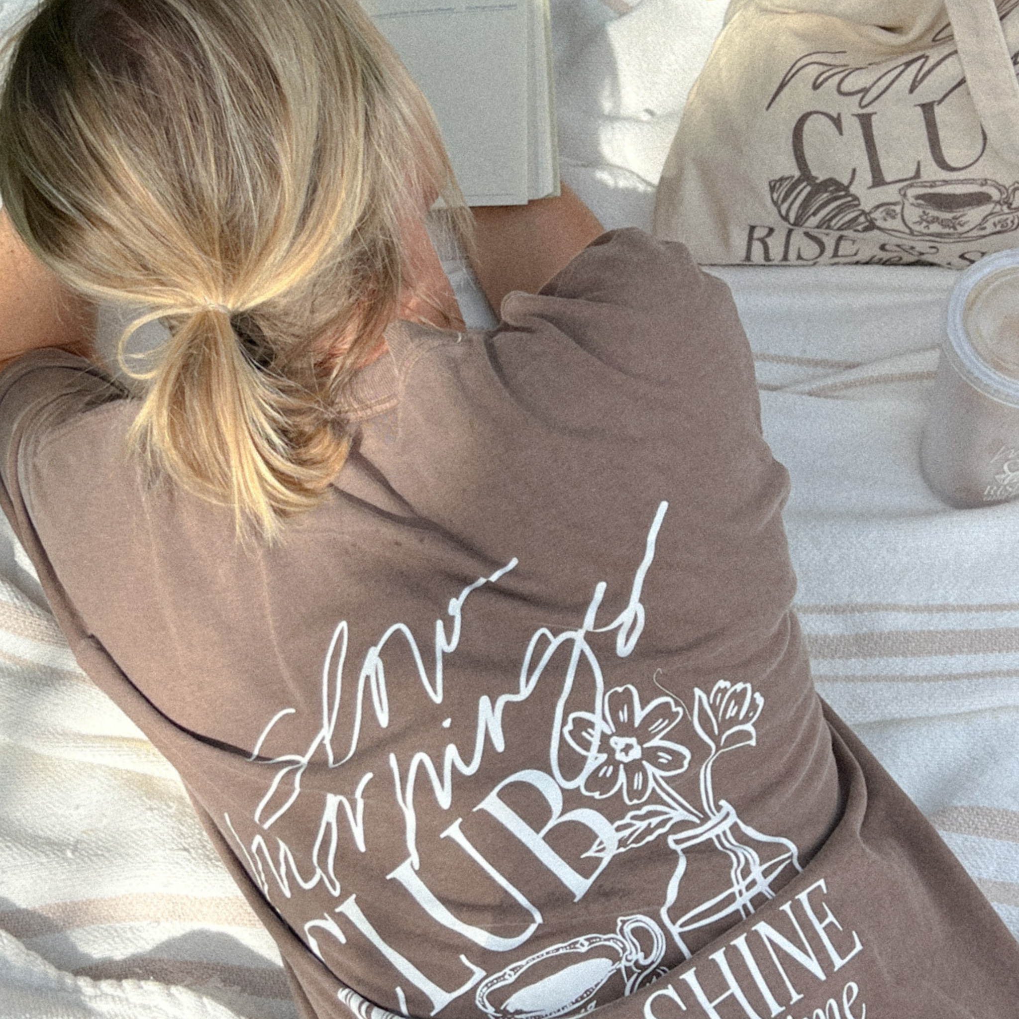 slow_mornings_tee_17.png