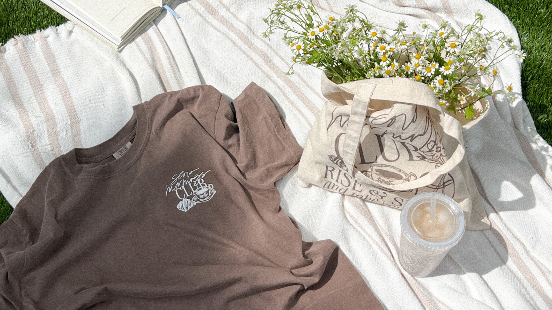 slow_mornings_tee_19.png