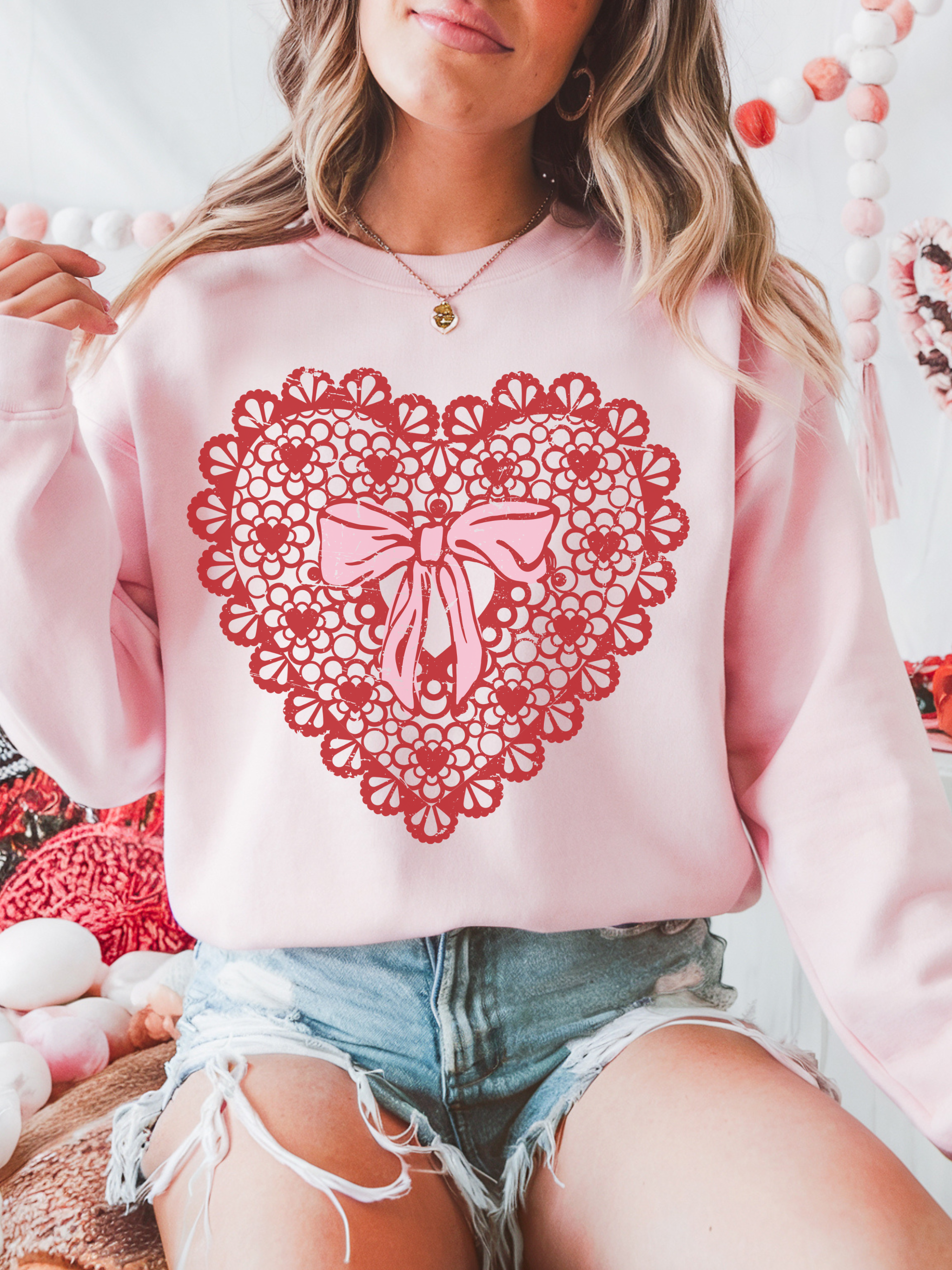 Vintage Heart Crewneck